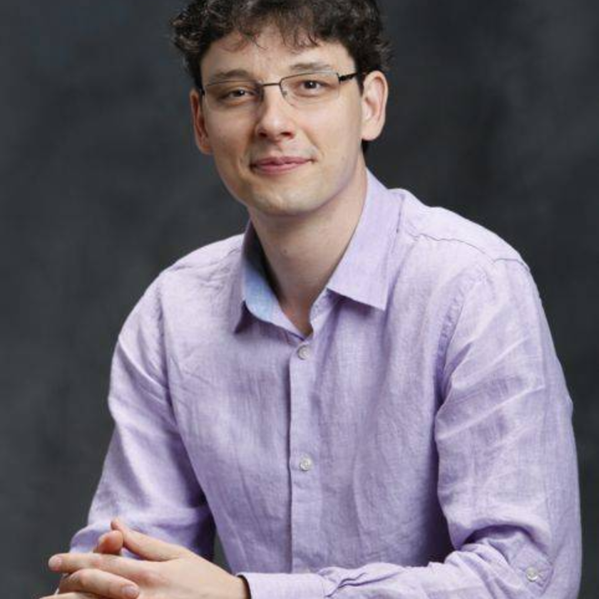 Oleg Komogortsev